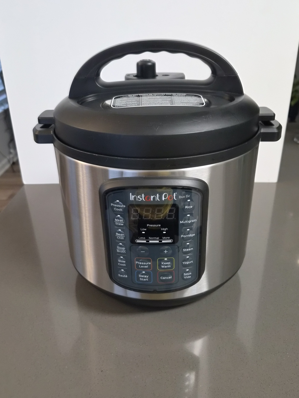 Instant Pot Duo SV 6-Quart 9-in-1 Multi-Use Electric Pressure Cooker